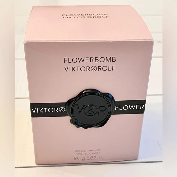 Viktor & Rolf Flowerbomb Scented Candle 5.82oz - Picture 5 of 12